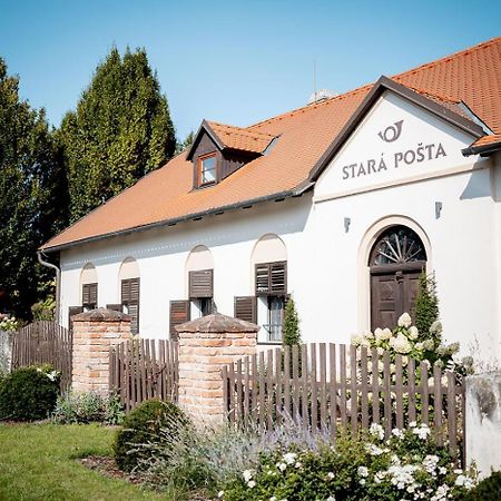 Penzion Stara Posta Hotel Kovalovice Bagian luar foto