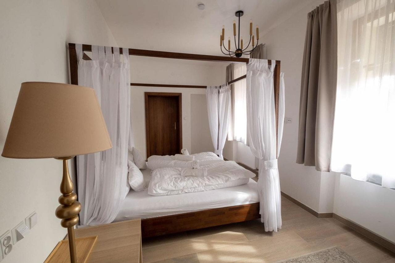 Penzion Stara Posta Hotel Kovalovice Bagian luar foto